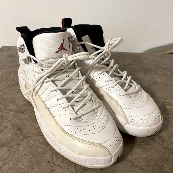 Jordan 12 Retro Rising Sun size